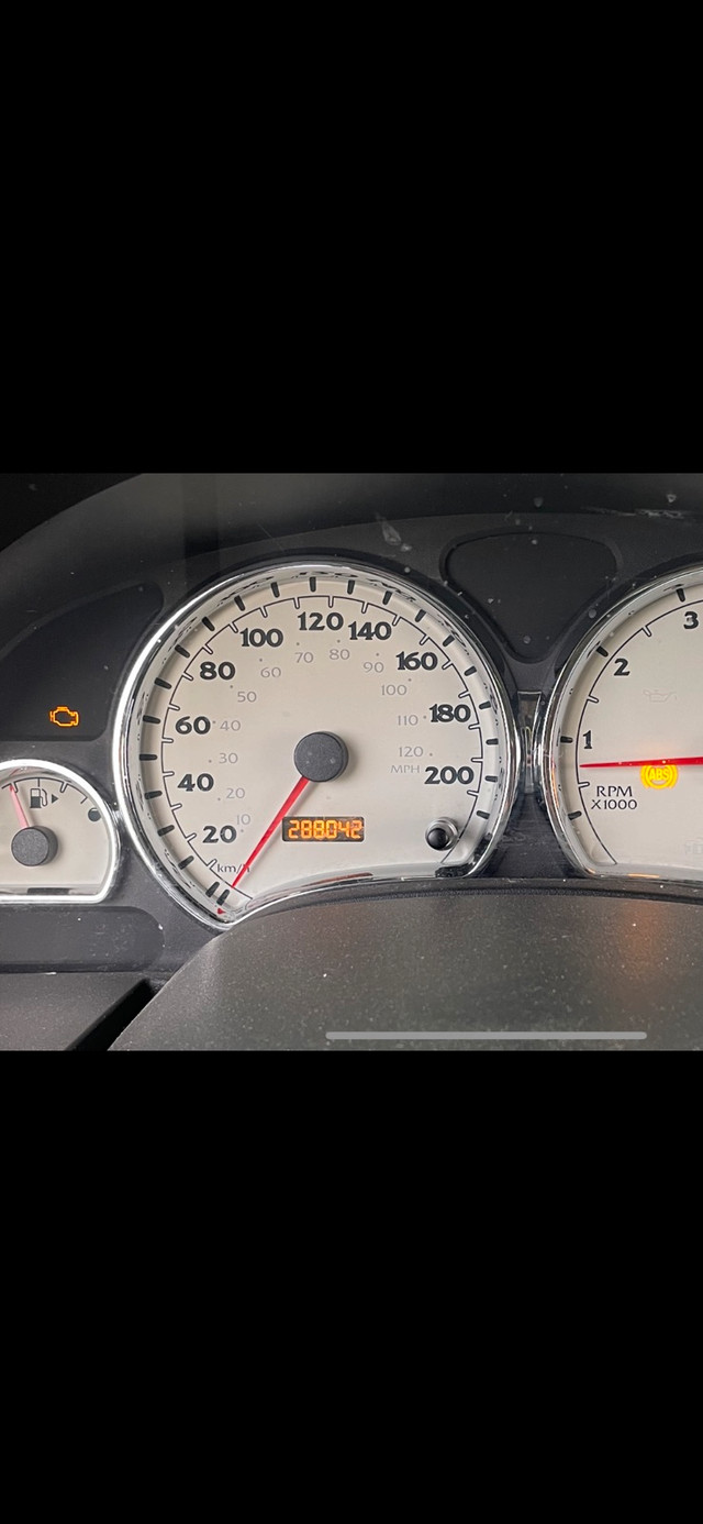 2006 Saturn Vue Fully loaded 288,000Kms $2400 in Cars & Trucks in Edmonton - Image 4