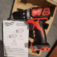 Milwaukee M18 Cordless 1/2-inch Drill Driver NEW