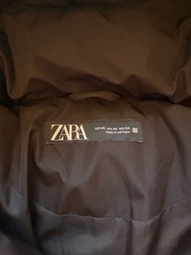Zara Puffer in Women's - Tops & Outerwear in City of Montréal - Image 3