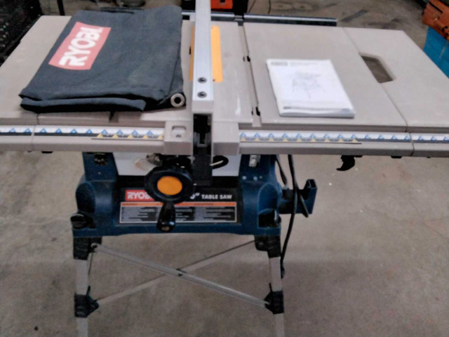 Ryoby 10 in Table Saw with stand and extensions  in Power Tools in Peterborough