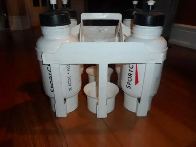 Sport Chek Water Bottles with Carry Case in Other in Markham / York Region - Image 4