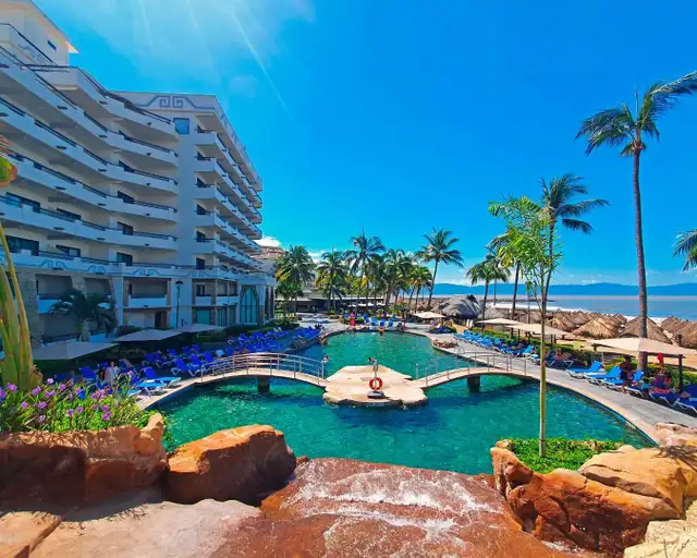Mexico All Inclusive Package: 6 days @ Paradise Village in Mexico in Canada - Image 3