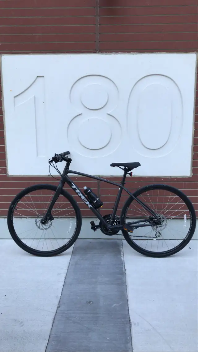 Trek FX 7.2 Disc Medium Matte Black