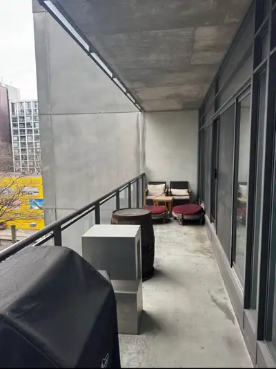 Available: Immediate / June 1 Lease Term: 6 Months, possibility to extend after Location: 10 Morriso...