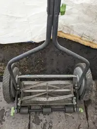 Manual push mower