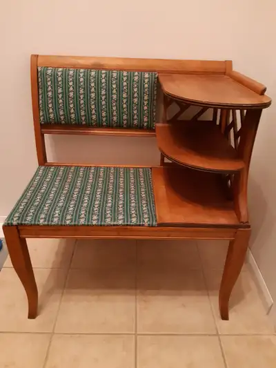 Banc d'entré antique en bois naturel, View more