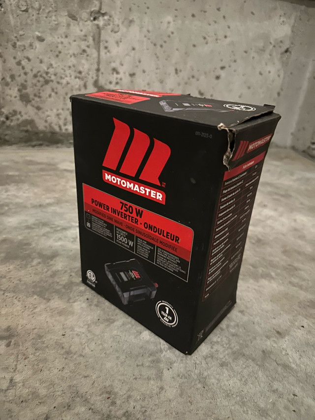 MOTOMASTER POWER INVERTER BRAND NEW in Outdoor Tools & Storage in Calgary - Image 2