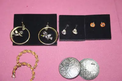 5 Sets Fashion Jewelry Pierced Earrings $3 each, View more