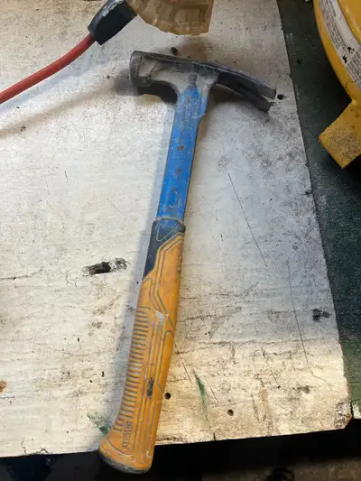 Dewalt 12 0z hammer, View more