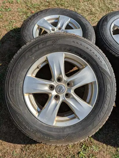 Driven only for a month before removed from vehicle ~7mm tread remaining