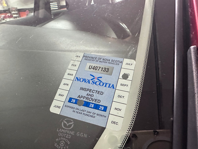 2014 Mazda 5 in Cars & Trucks in City of Toronto - Image 3
