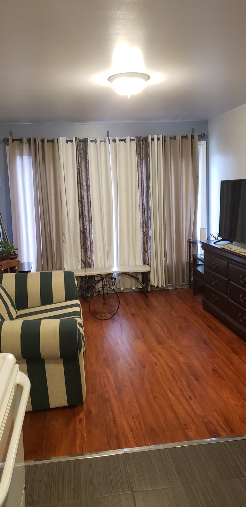 3 1/2 appartment near Metro Lasalle Locations longue durée Ville de