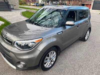 2018 KIA SOUL EX (COMES WITH SAFETY CERTIFICATE)