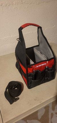 Husky 9-inch all trade tool bag 