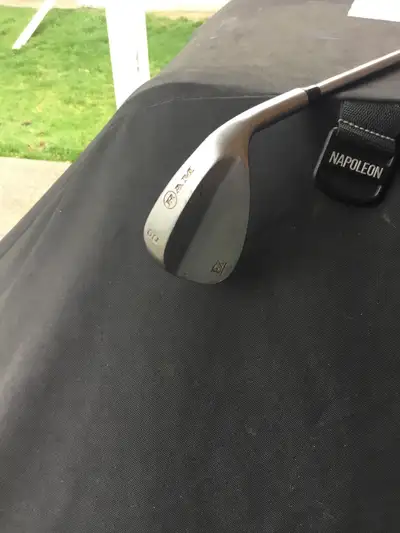 Golf Club 60 degree Wedge ( Right Handed ), View more