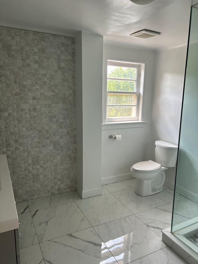 NEWLY RENOVATED HOME 1 min walk to lake in Long Term Rentals in North Bay - Image 2