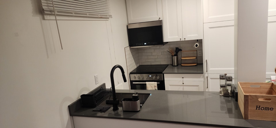Basement 1 Bedroom Apartment - Furnished + Utilities 2