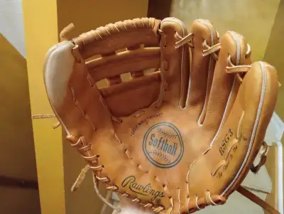 Mint Rawlings RSG3 Softball Glove, View more