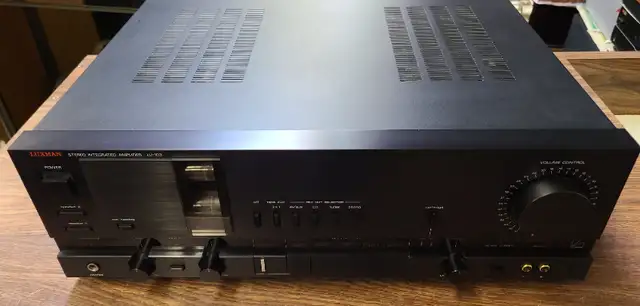 LUXMAN LV-103 STEREO AMPLIFIER AND LUXMAN T-105 STEREO TUNER in Stereo Systems & Home Theatre in City of Toronto - Image 8