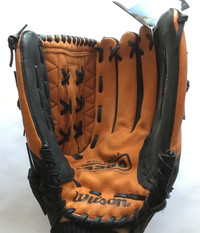 New With Tags Wilson A360 Leather Softball Glove 14” Left Handed