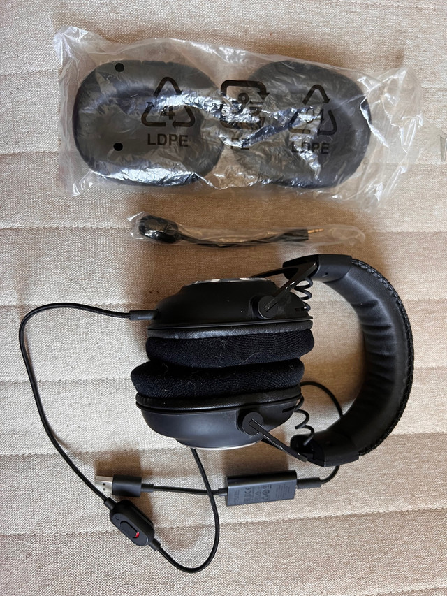 Logitech Pro X Gaming Headset (Wired) dans Haut-parleurs, écouteurs et micros  à Longueuil/Rive Sud - Image 4