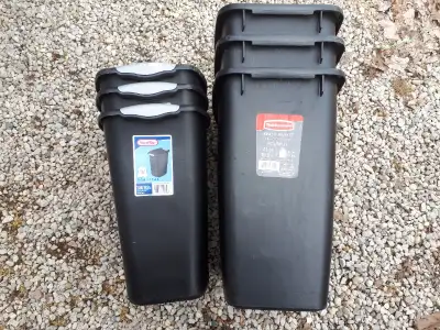 Rubbermaid 20L and Sterile 11L Wastebaskets Garbage bins new/use, View more