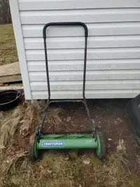 Reel lawn mower 