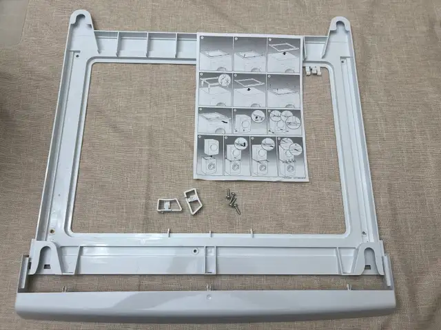 bosch Stacking Kit for Laundry in Washers & Dryers in Ottawa - Image 2
