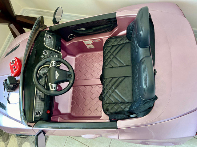 Bentley 12V Ride on Car in Toys & Games in Markham / York Region - Image 3