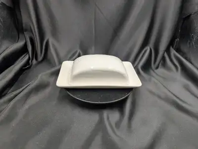 White Butter Dish with Woodgrain Pattern, View more