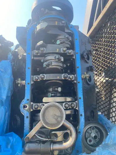 Great condition rebuildable BPE 350 5.7 long block. Set up with TBI heads and intake. this core is i...