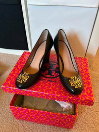 Tory Burch Size 5 Black Melinda 85mm Wedge