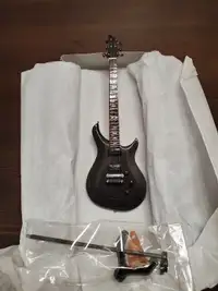 Mini Kramer Guitar Replica