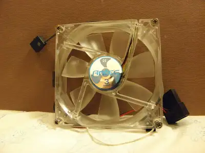 Ventilateur pour ordinateur desktop, View more