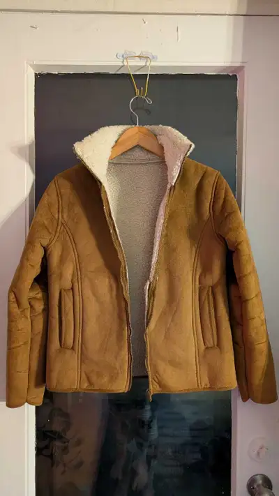 Heritage of Scotland women's bomber jacket, from a visit there in the early 2000's. Fits like a smal...