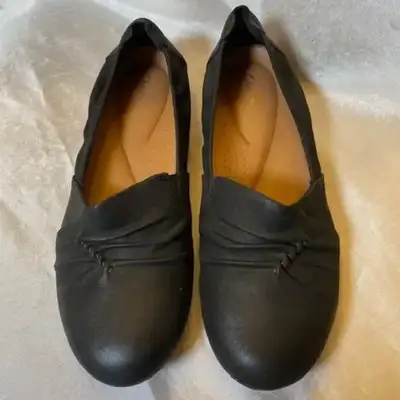 Clarks Black Leather Flats 7.5, View more