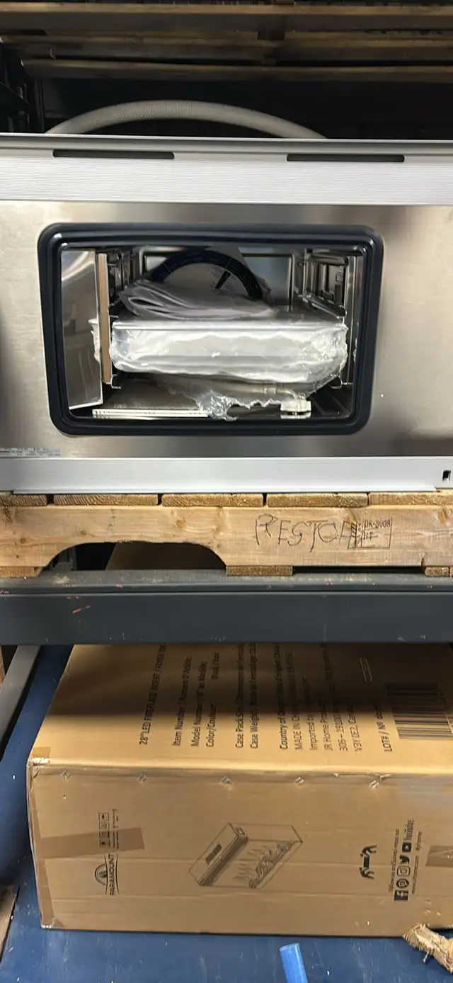 Gaggenau 200 Series “30” Wall Steam Oven in Stoves, Ovens & Ranges in Norfolk County - Image 3