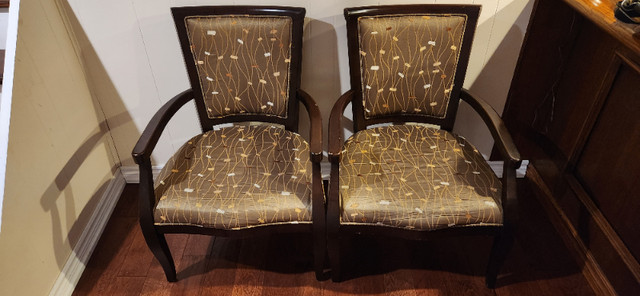 Mahogany Upholstered Arm Chairs in Chairs & Recliners in Markham / York Region - Image 4