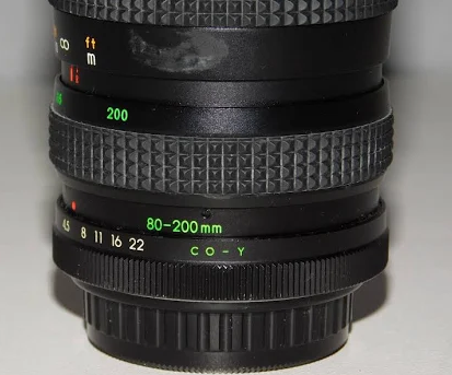 Image Auto Zoom 80-200mm 1:4.5 Lens Made in Japan in Cameras & Camcorders in City of Toronto - Image 3