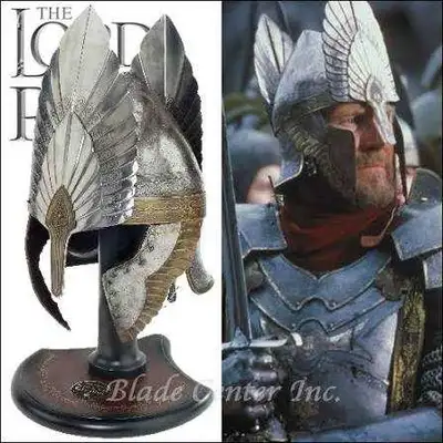 Relive the epic battles of Middle-earth with this King Elendil Helm from The Lord of the Rings! This...