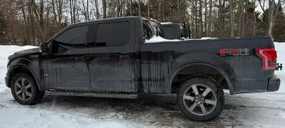 2015 Ford F.150 Lariat 4x4 Supercrew 3.5L V6 Ecoboost Engine 6.5 Box 20” wheels Truck has new tires...