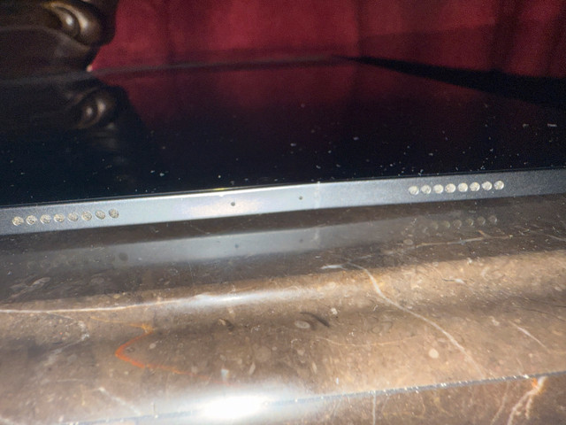 iPad Pro  11 pouce 3e génération 128 go à vendre + Apple Pencil dans iPad et tablettes  à Longueuil/Rive Sud - Image 2