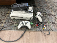 Xbox 360 with Wireless adapter, 2 controllers, Fifa 17