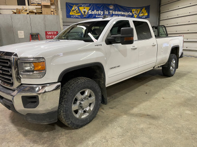 2016 Duramax 3500 Sierra SLE