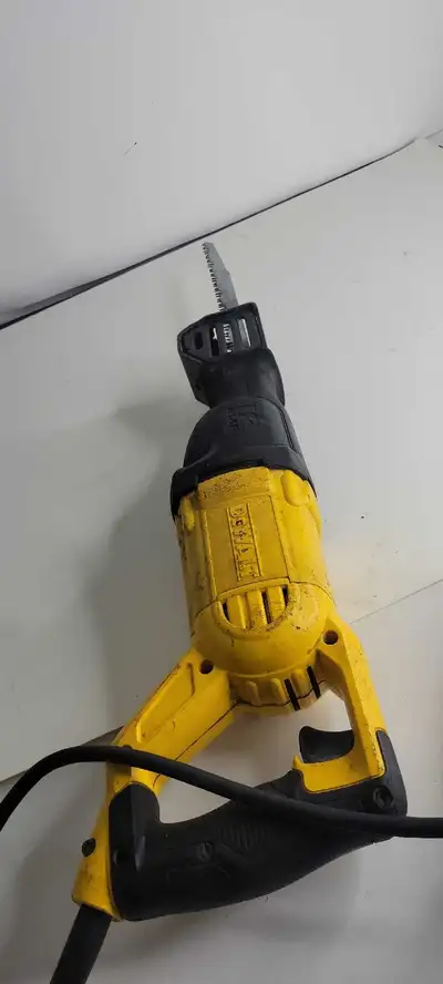 dewalt DWE305 RECIPROCATING SAW 12 AMP, View more