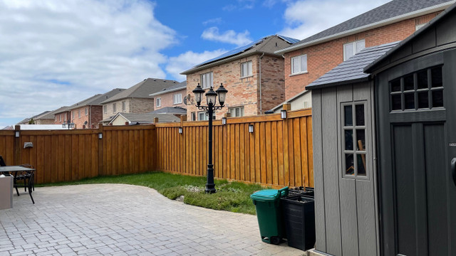 Fence and Deck Painting/Staining in Painters & Painting in Mississauga / Peel Region - Image 4