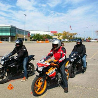 Rent motorcycle gear for M2 course • all sizes •