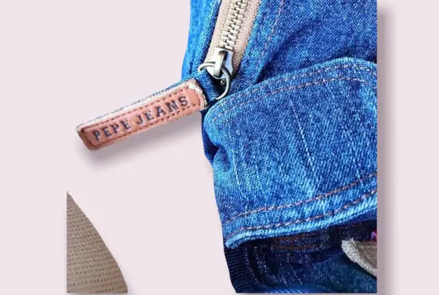 90s Waist Purse Bum Bag Pepe Jeans in Women's - Bags & Wallets in London - Image 8