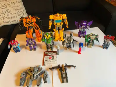 Transformers modern figures, View more