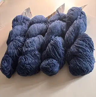 4 skeins of Demin Briggs and Little DuraSport wool/blend  1 ply in Hobbies & Crafts in City of Toronto - Image 4